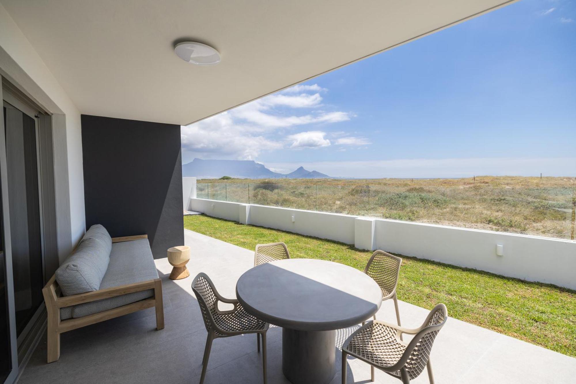 Ocean 9 - Sunset Beachfront Residency Le Cap Extérieur photo