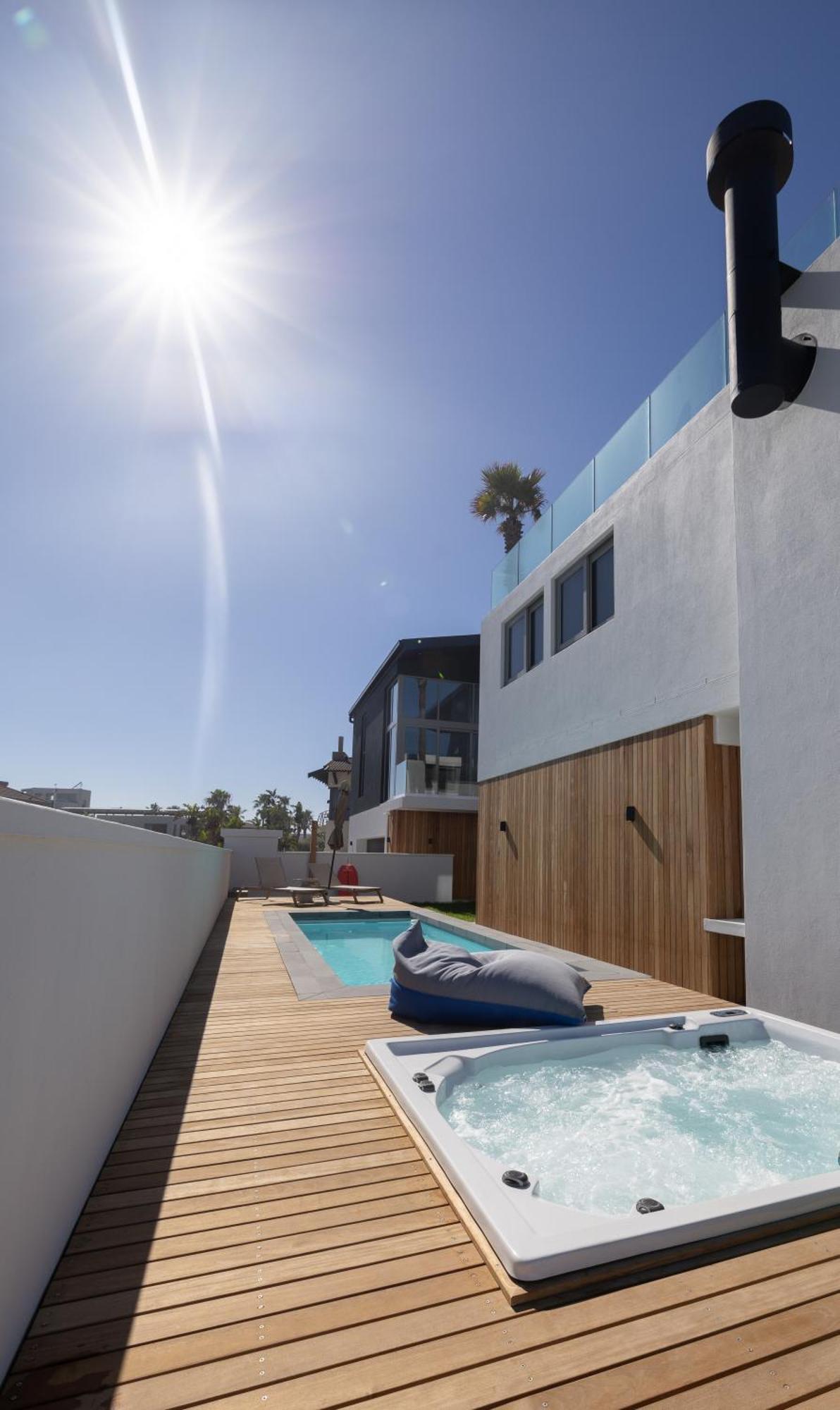 Ocean 9 - Sunset Beachfront Residency Le Cap Extérieur photo