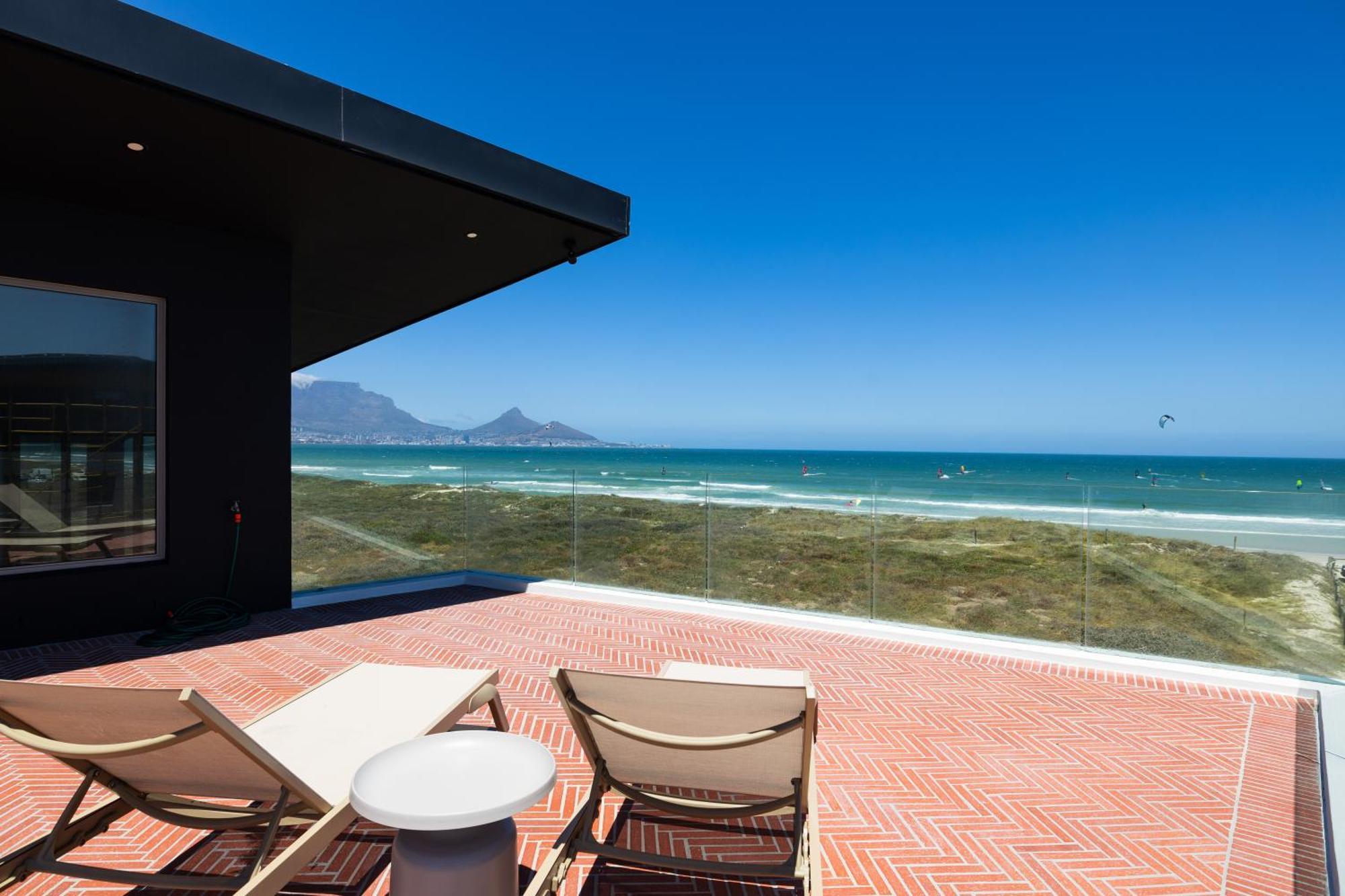 Ocean 9 - Sunset Beachfront Residency Le Cap Extérieur photo
